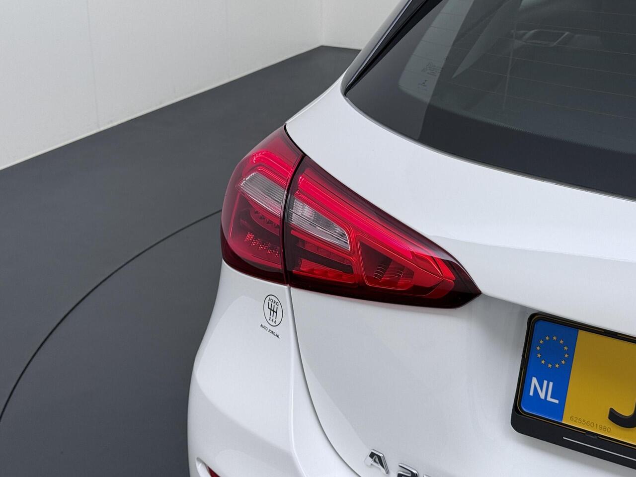 Mercedes-Benz A-KLASSE 250 e SOH 97% | Navigatie | Sfeerverlichting | Stuurverwarming | Carplay | Stoelverwarming |