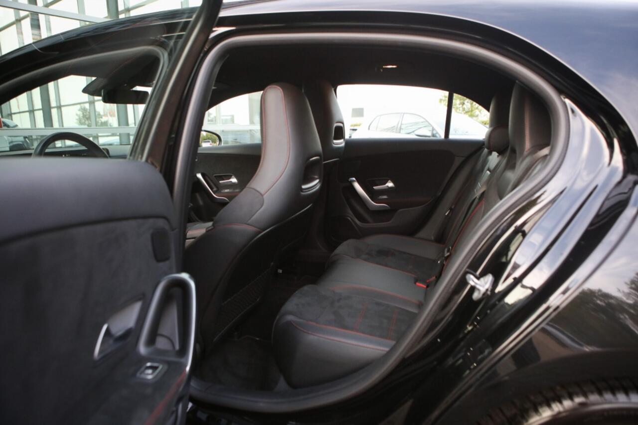 Mercedes-Benz A-KLASSE 200 Bns Sol. AMG | Sfeerverlichting |