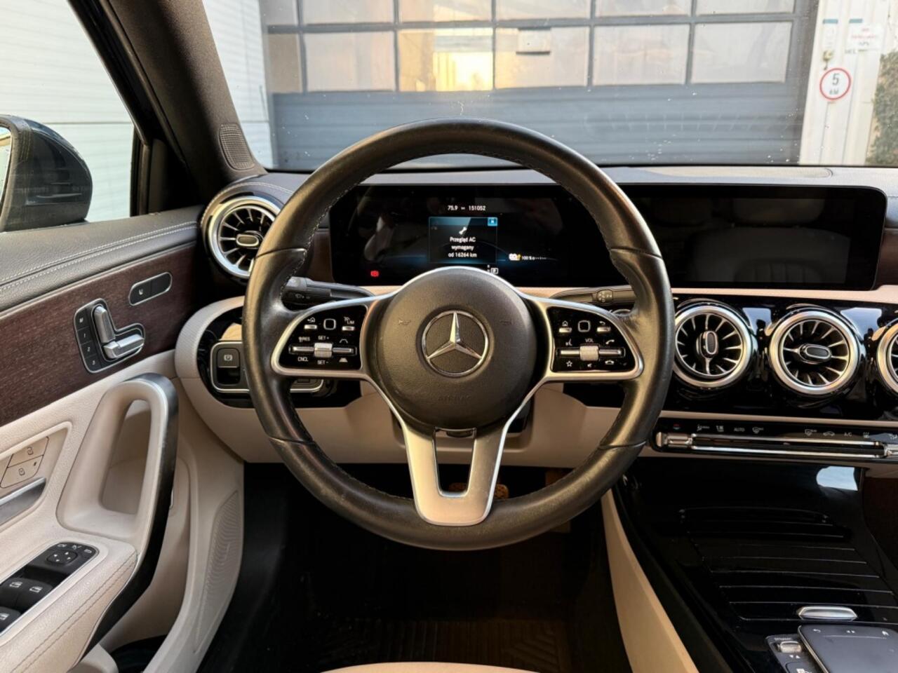 Mercedes-Benz A-KLASSE - 250 e Premium Plus