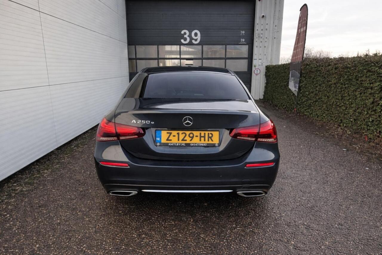 Mercedes-Benz A-KLASSE - 250 e Premium Plus