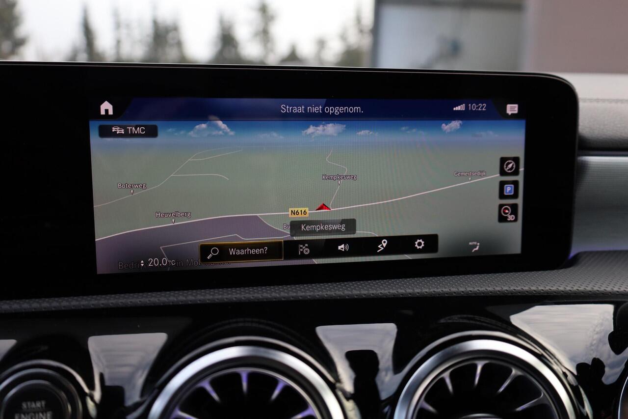 Mercedes-Benz A-KLASSE 250 e Premium AMG FULL-LED WIDESCREEN SFEERVERL. NIGHTPAKKET LEER/ALCANTARA STOELVERW. CARPLAY CAMERA 2XPDC 18''LMV