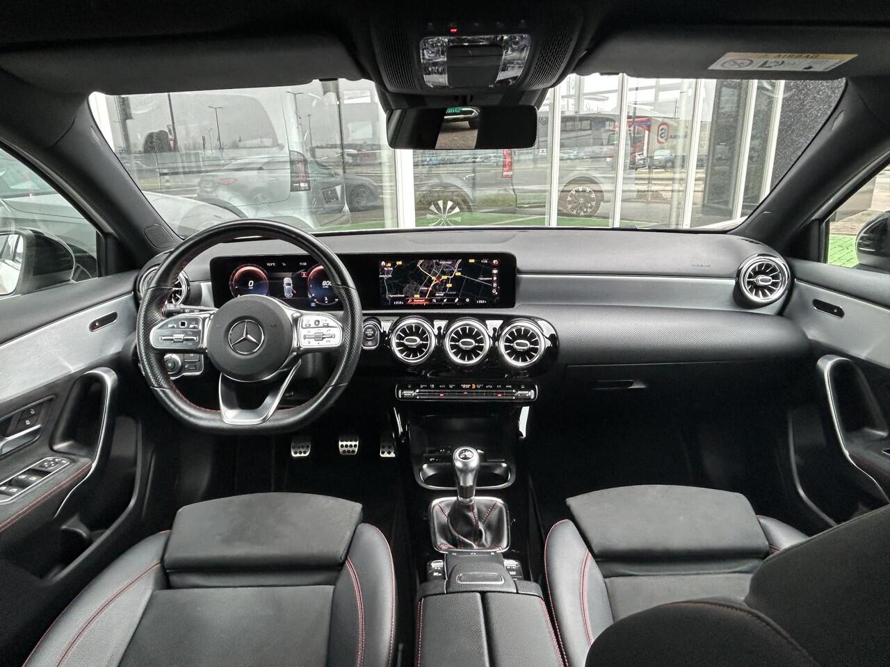 Mercedes-Benz A-KLASSE 160 AMG | Night pakket | Sfeerverlichting