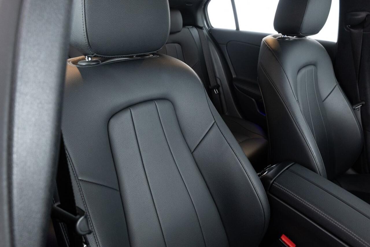 Mercedes-Benz A-KLASSE 250 e Luxury Line | LEDER | Full LED | NAVI | ECC | Stoelverwarming