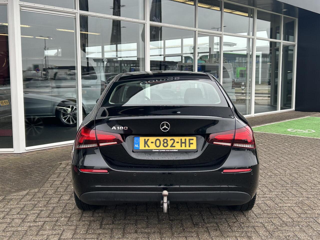 Mercedes-Benz A-KLASSE 180 | Widescreen | Trekhaak
