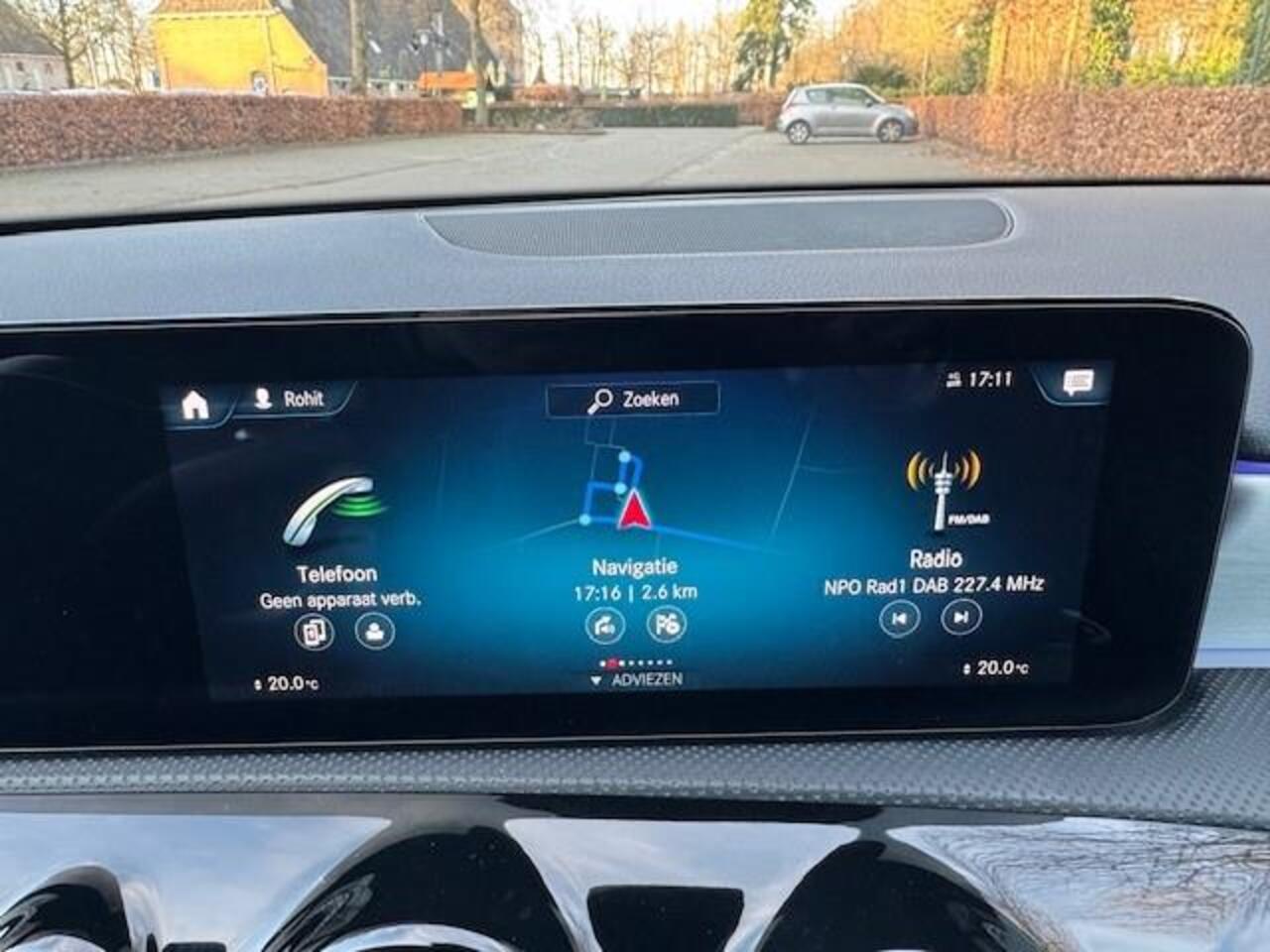Mercedes-Benz A-KLASSE 180 Business Solution AMG/Sfeerverlichting/360Camera/Acarplay