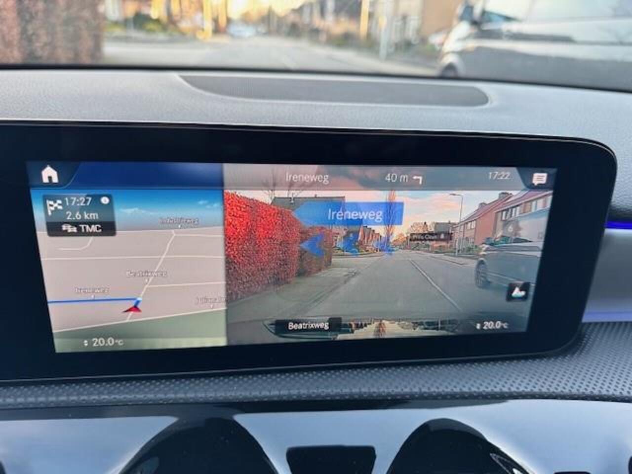 Mercedes-Benz A-KLASSE 180 Business Solution AMG/Sfeerverlichting/360Camera/Acarplay