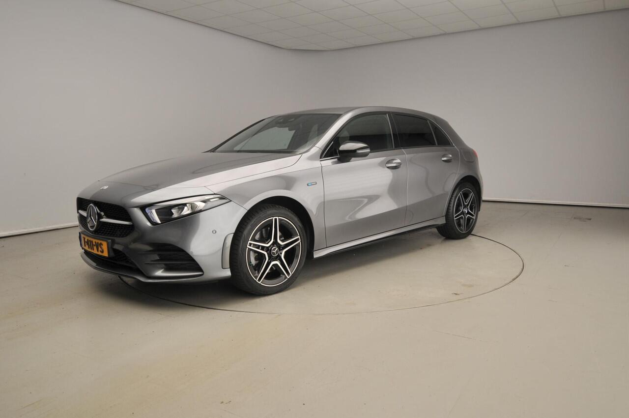 Mercedes-Benz A-KLASSE 250 e Business Solution AMG Limited | Stoelverwarming | Navi