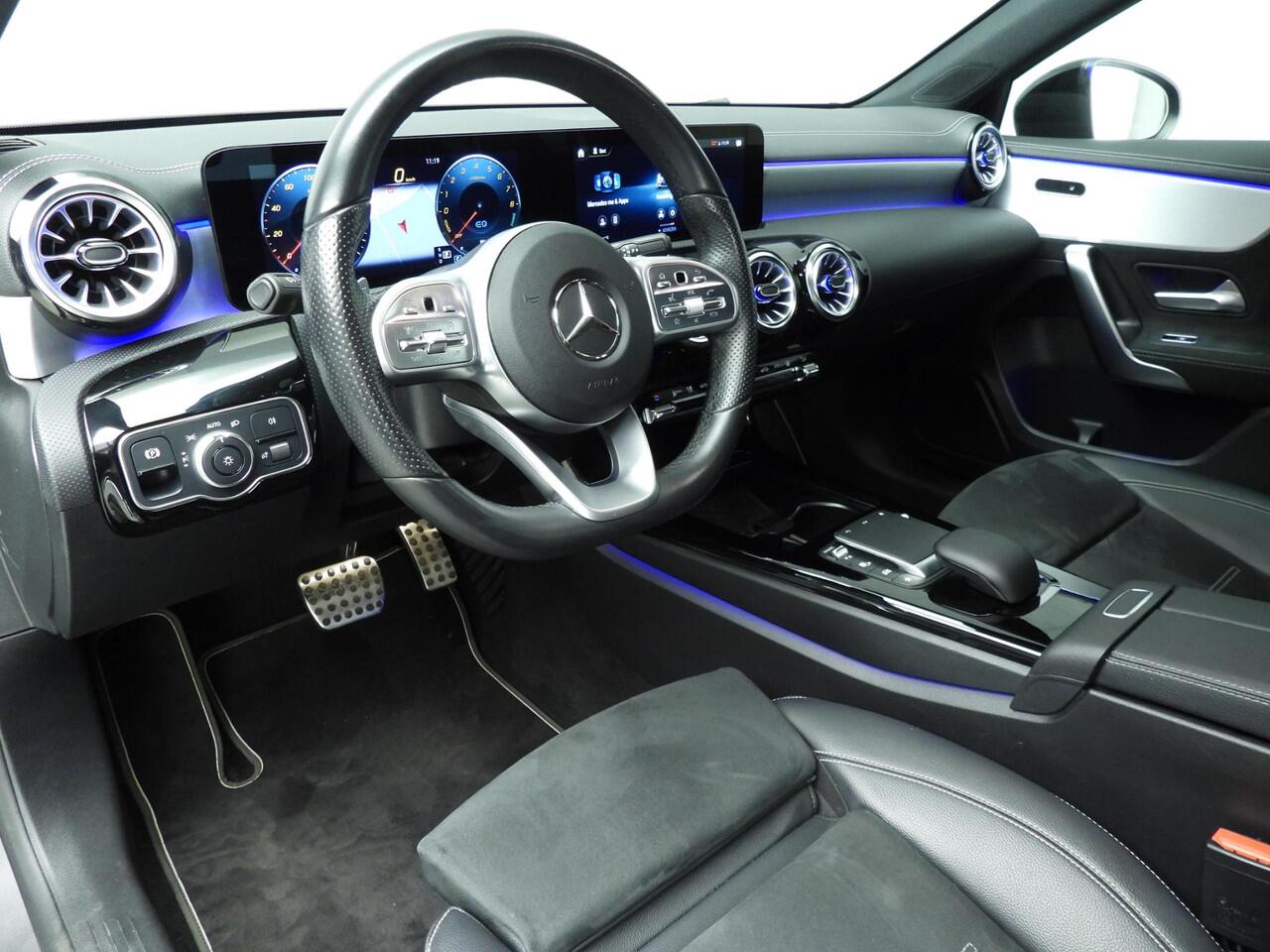 Mercedes-Benz A-KLASSE 250 e Business Solution AMG Limited | Stoelverwarming | Navi