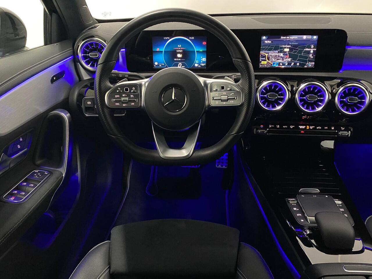 Mercedes-Benz A-KLASSE 250 e Business Solution AMG Limited Camera Trekhaak Wegklapbaar Navi Led Apple Carplay MBUX