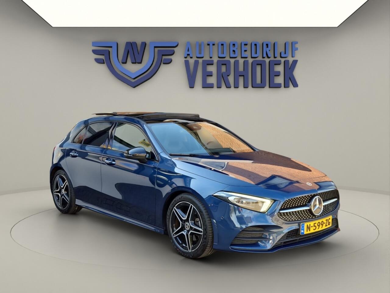 Mercedes-Benz A-KLASSE 180 Business Solution AMG Panodak - Sfeer Verlichting - LED