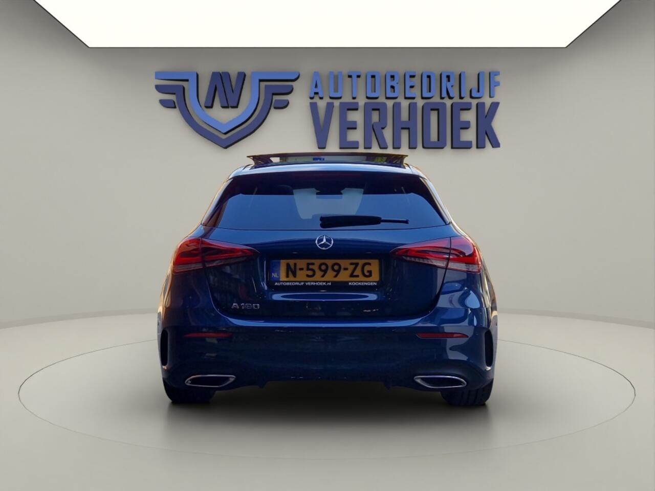 Mercedes-Benz A-KLASSE 180 Business Solution AMG Panodak - Sfeer Verlichting - LED