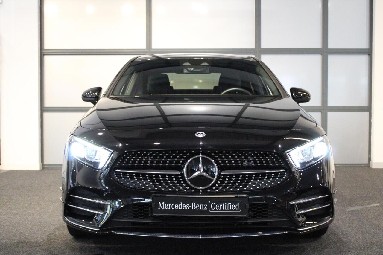 Mercedes-Benz A-KLASSE Limousine 250 e Business Solution AMG Limited