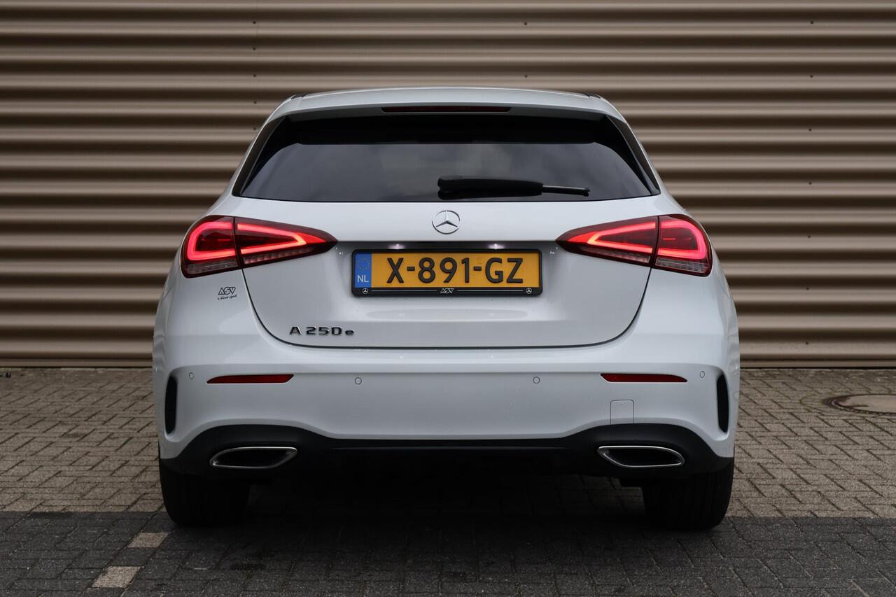 Mercedes-Benz A-KLASSE 250 e AMG Line | NIGHT | MULTIBEAM | TREKHAAK | MEMORY | SFEER | MBUX WIDESCREEN