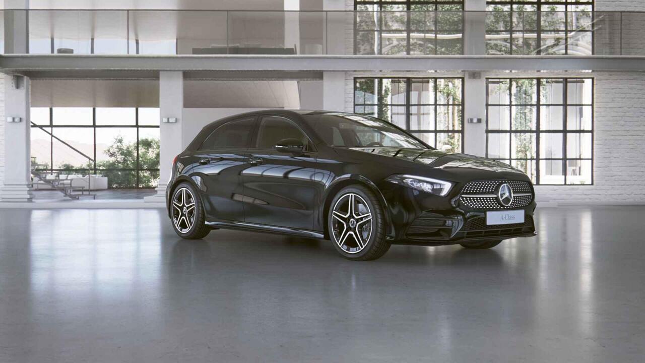 Mercedes-Benz A-KLASSE 180 Business Solution AMG | Night | Achteruitrijcamera | Stoelverwarming | Sfeerverlichting | Getin glas |