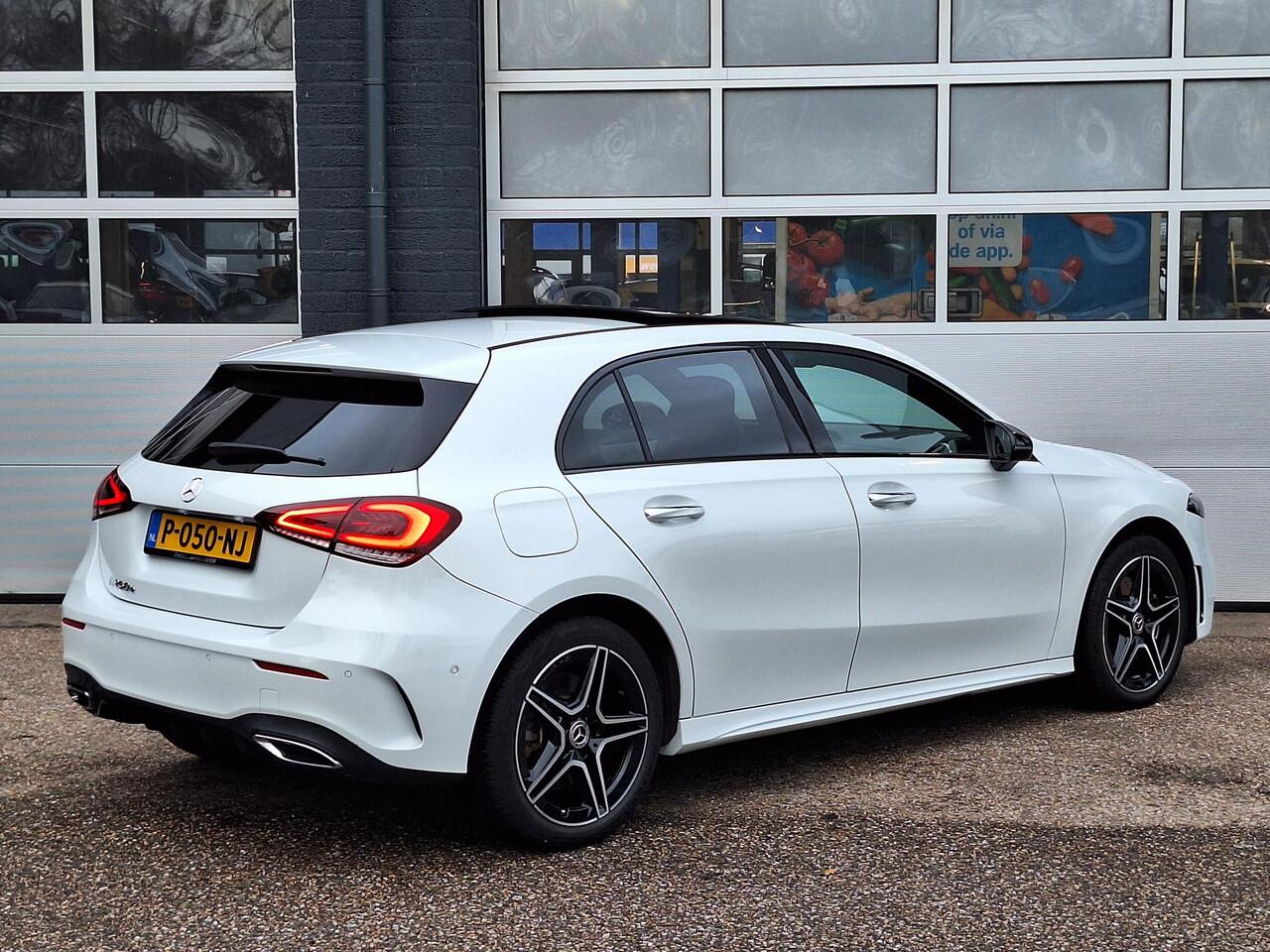 Mercedes-Benz A-KLASSE 250 e AMG Line | Panoramadak | Night pakket | Achteruitrijcamera | Sfeerverlichting | Multibeam LED | Keyless-GO