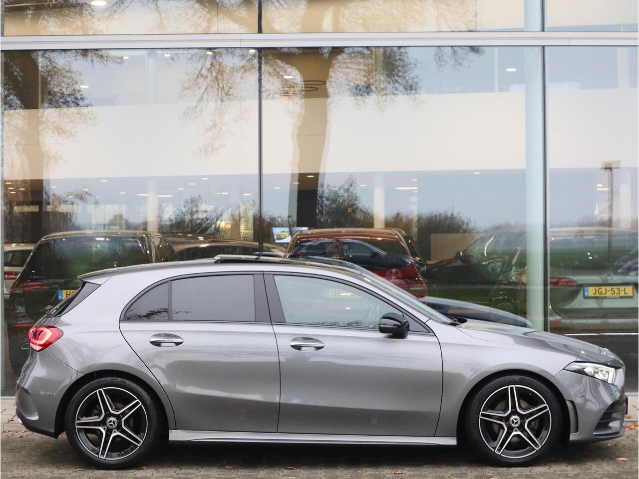 Mercedes-Benz A-KLASSE 180 Business Solution AMG
