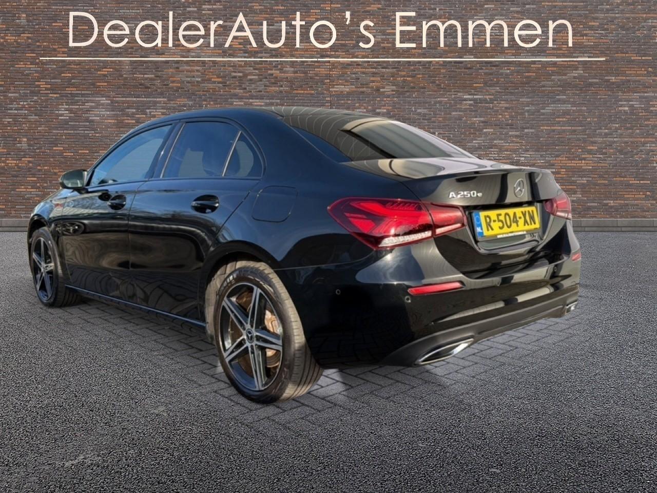 Mercedes-Benz A-KLASSE 250 e ECC LMV NAVIGATIE LED