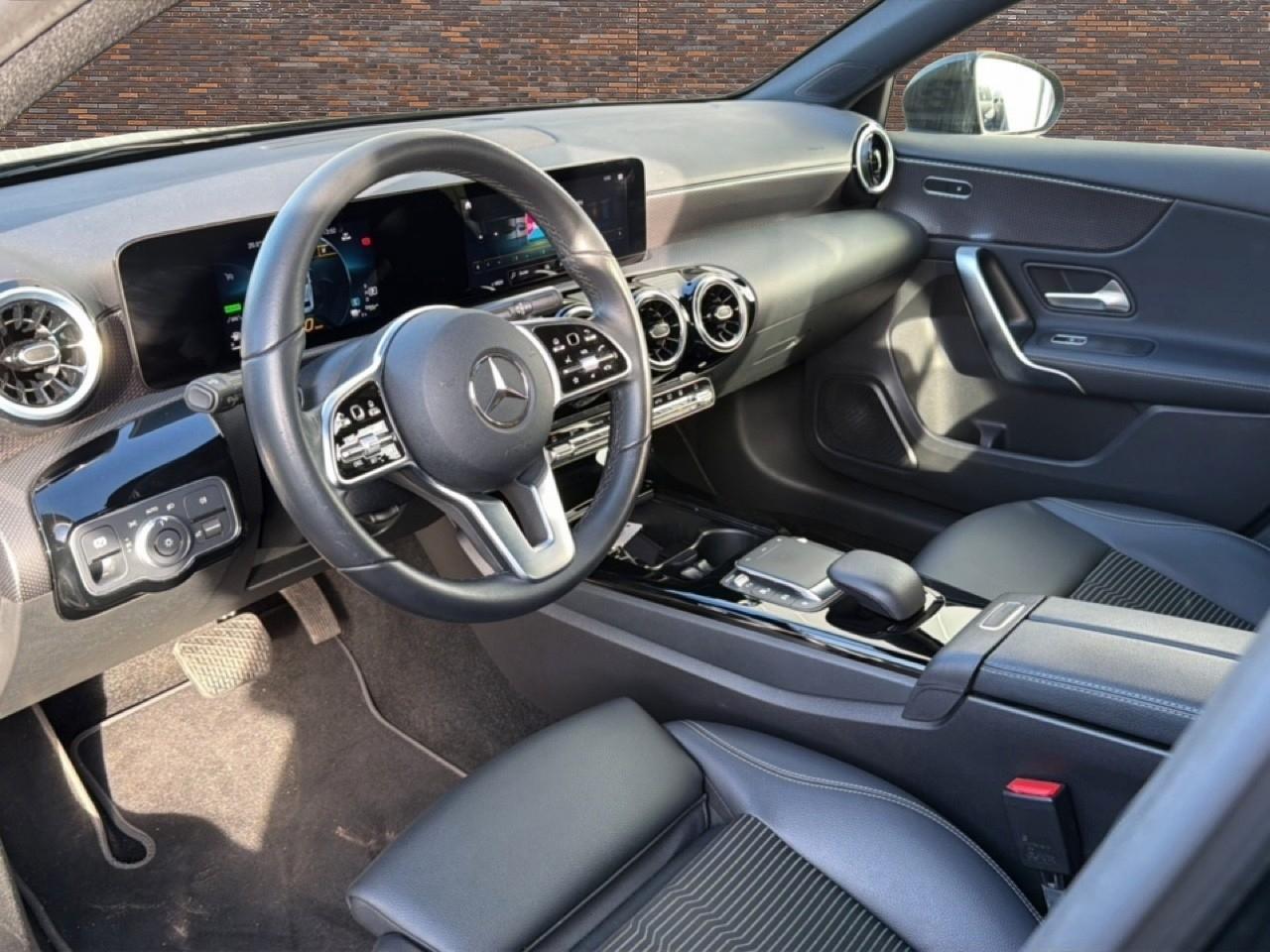 Mercedes-Benz A-KLASSE 250 e ECC LMV NAVIGATIE LED