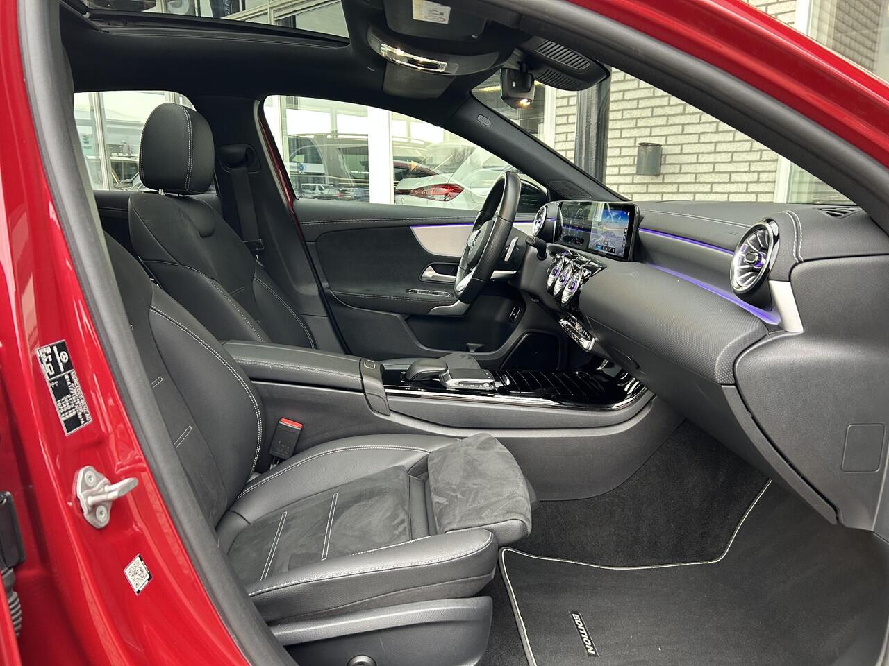 Mercedes-Benz A-KLASSE 250 e Business Solution AMG Limited | Panoramadak | Memory | Carplay | Stoelverwarming | Sfeerverlichting