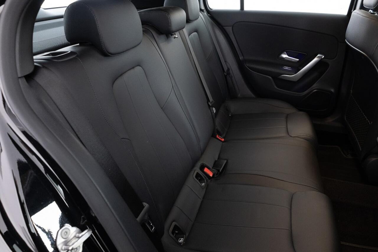 Mercedes-Benz A-KLASSE 250 e Luxury Line | LEDER | Full LED | NAVI | ECC | CAMERA