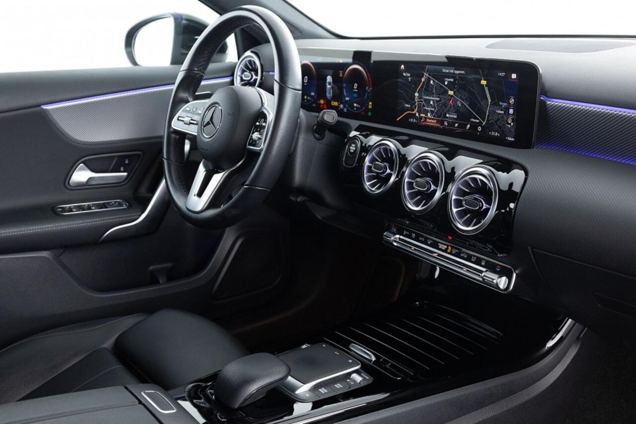 Mercedes-Benz A-KLASSE 250 e Luxury Line | LEDER | Full LED | NAVI | ECC | CAMERA