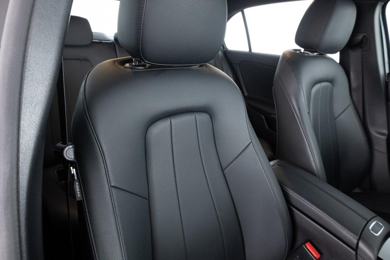 Mercedes-Benz A-KLASSE 250 e Luxury Line | LEDER | Full LED | NAVI | ECC | CAMERA