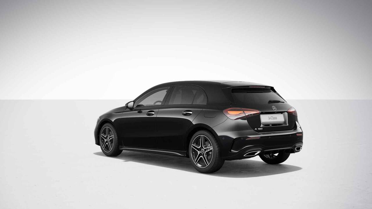 Mercedes-Benz A-KLASSE 180 AMG Line | Premium pakket | Night pakket | Burmester audio | Stoelverwarming |