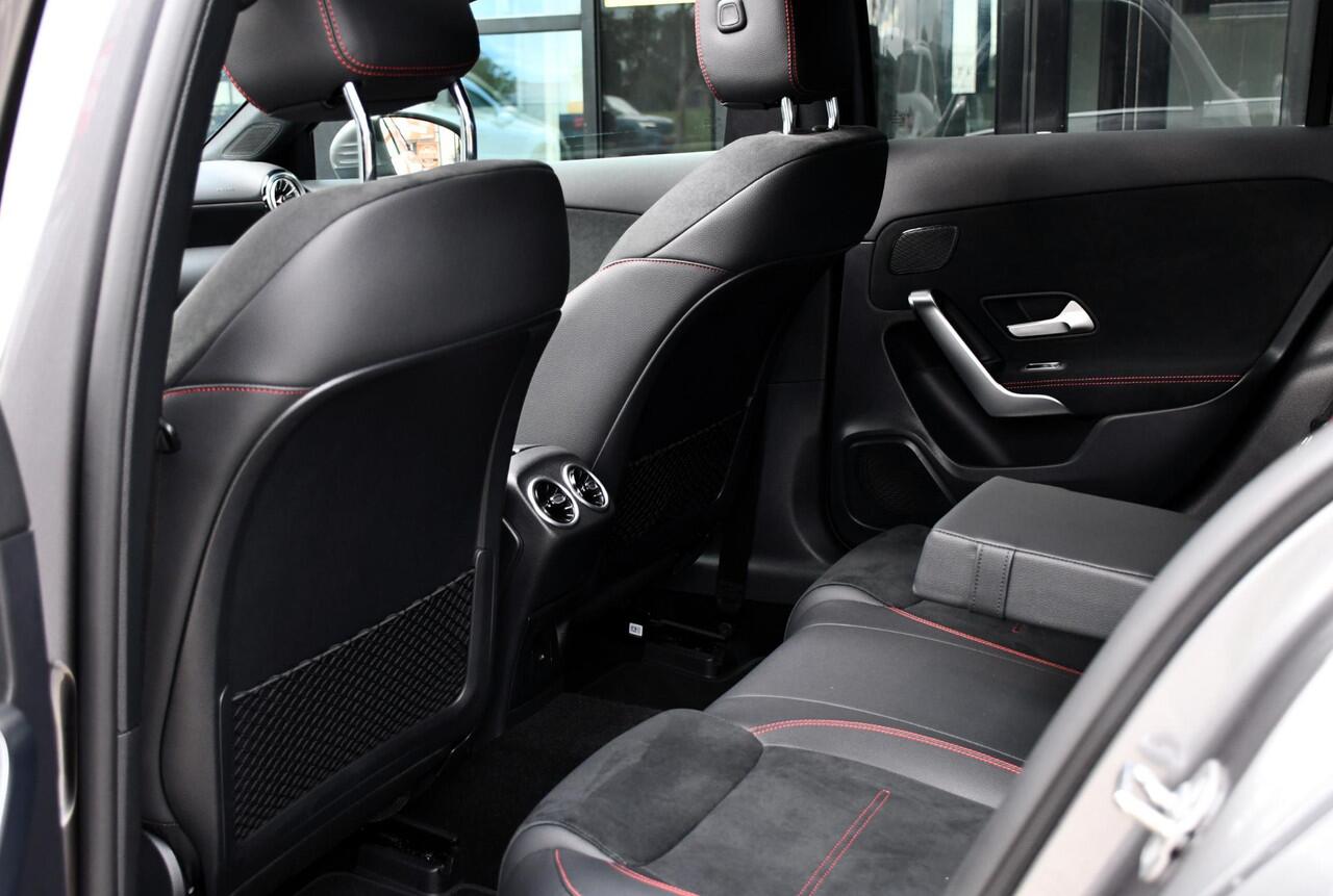 Mercedes-Benz A-KLASSE 250 e AMG Line HUD, Memory, 360`camera