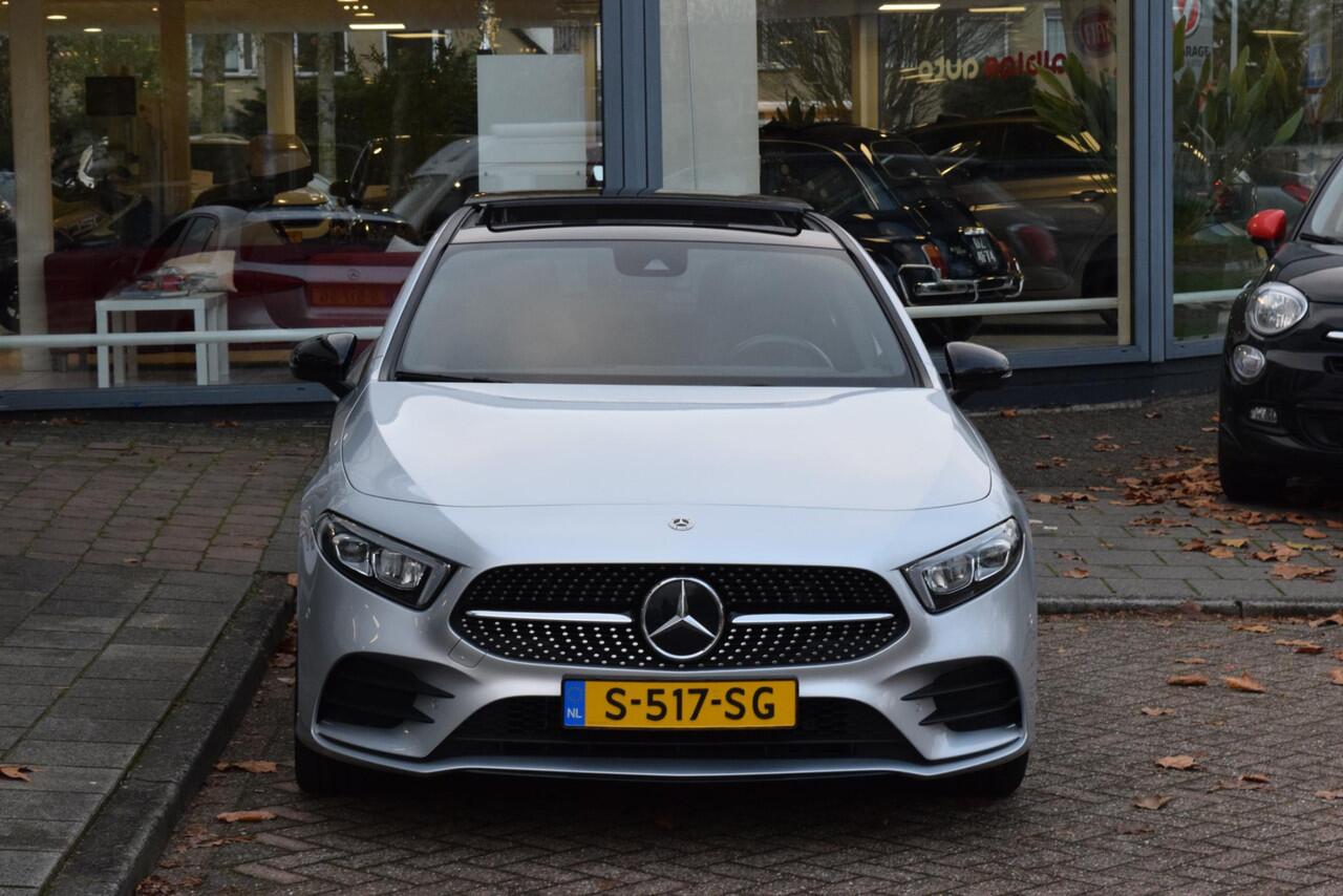 Mercedes-Benz A-KLASSE 250 e AMG Line