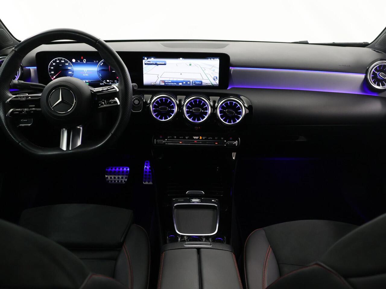 Mercedes-Benz A-KLASSE 250 e AMG Line | Night pakket | Stoelverwarming | Keyless GO |