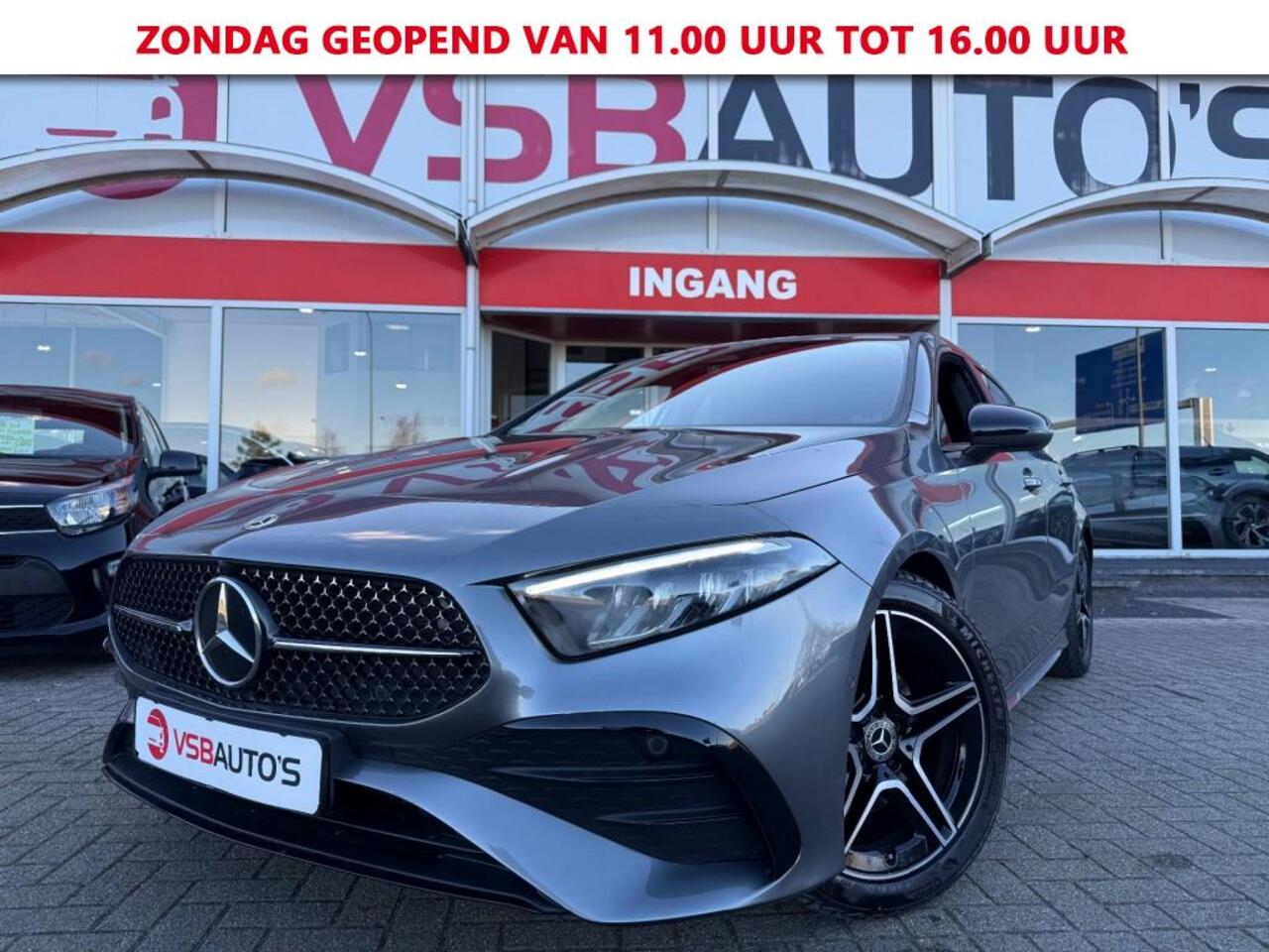 Mercedes-Benz A-KLASSE A180 AMG-PAKKET 150PK AUT. FACELIFT NAVI CAMERA SFEERVERLICHTING AIRCO LMV PDC