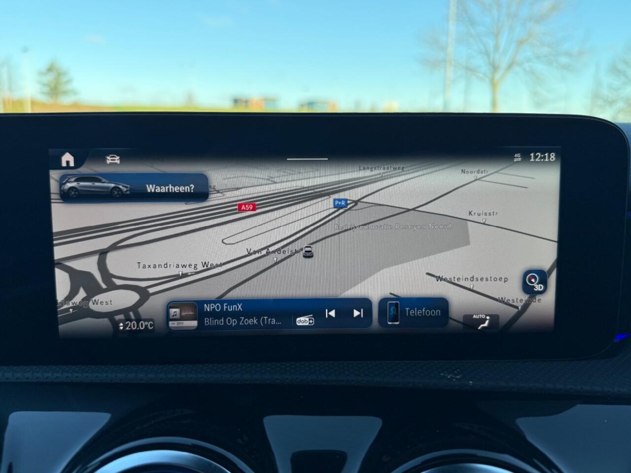 Mercedes-Benz A-KLASSE A180 AMG-PAKKET 150PK AUT. FACELIFT NAVI CAMERA SFEERVERLICHTING AIRCO LMV PDC