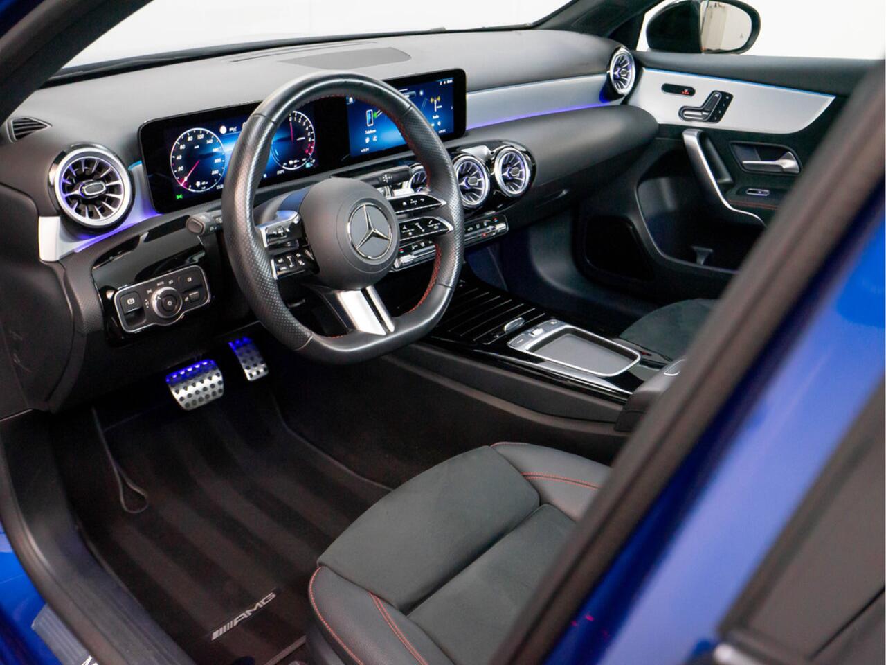 Mercedes-Benz A-KLASSE 250 e AMG Line | Pano | Memory | Keyless Go | Carplay