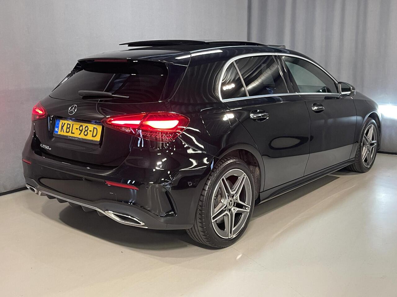 Mercedes-Benz A-KLASSE 250 e AMG Line 18"/Panoramadak/Head-up/Memory l+r/Stoel + stuurverwarming/Matrix LED/360 camera/Keyless/Dodehoek/Apple Carplay & Android Auto