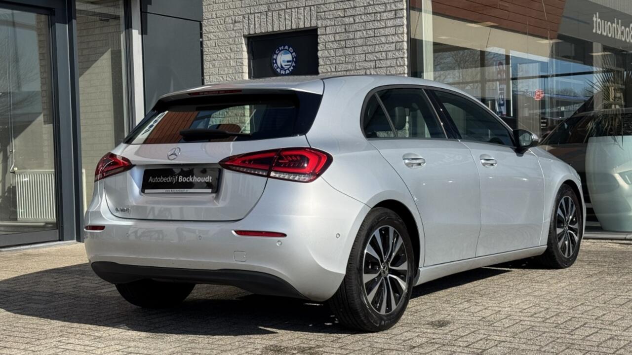 Mercedes-Benz A-KLASSE 180 Luxury Line | Navi | camera | cruise