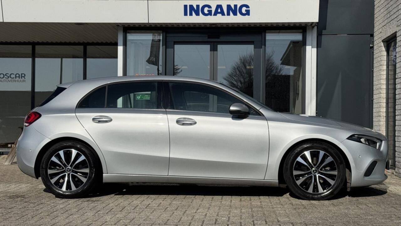 Mercedes-Benz A-KLASSE 180 Luxury Line | Navi | camera | cruise