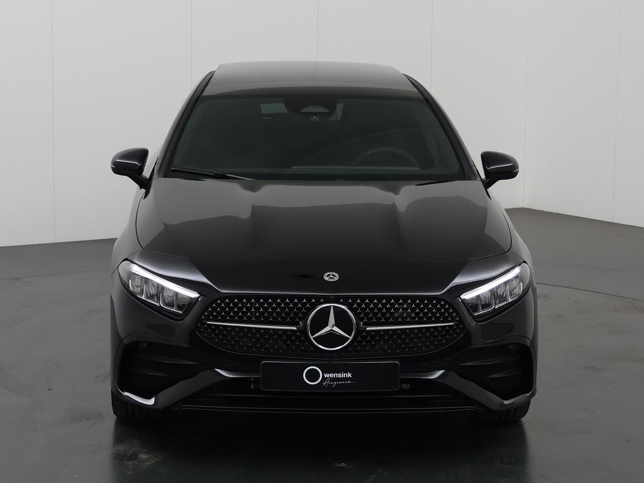 Mercedes-Benz A-KLASSE 250 e Star Edition AMG Line | Panoramadak | Night | Sfeerverlichting |