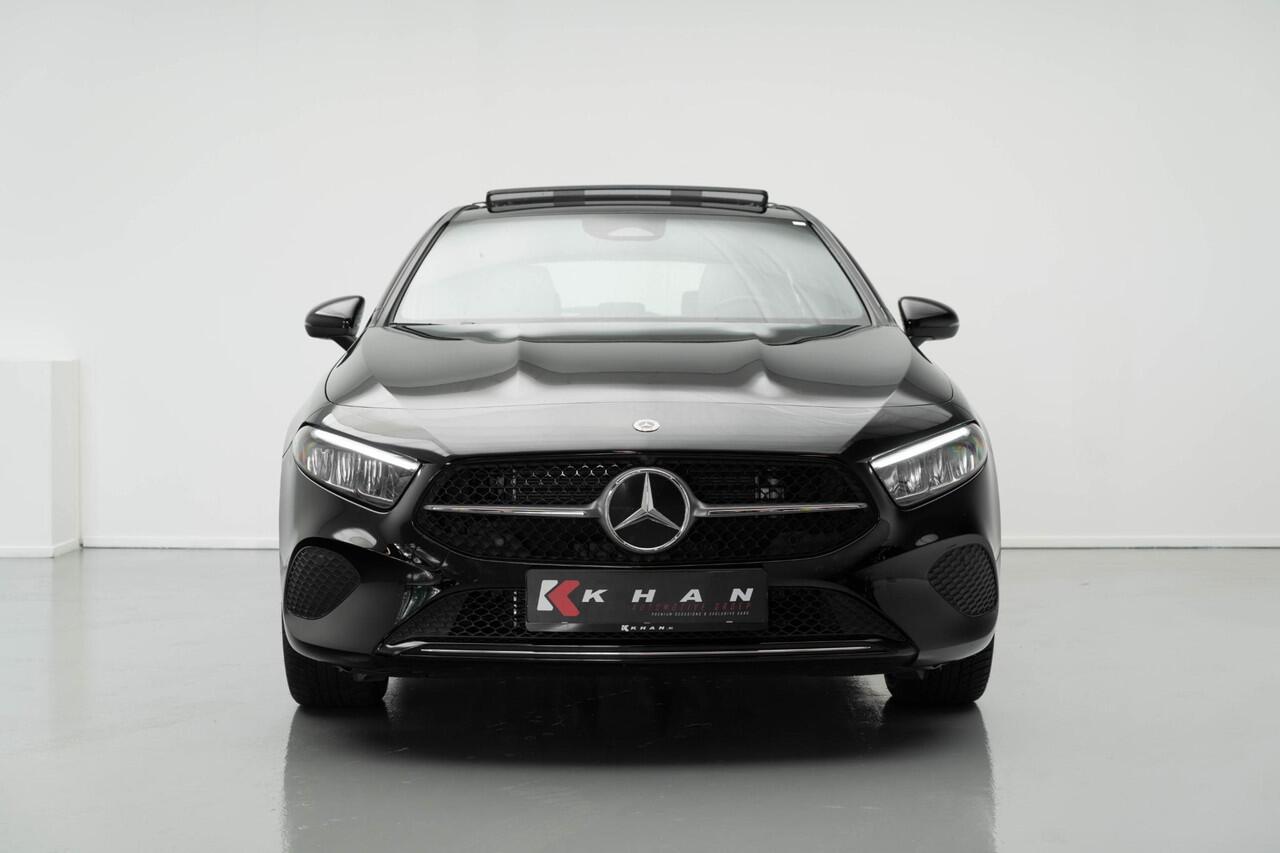 Mercedes-Benz A-KLASSE 250e Business Solution |Pano|Dodehoek|Unieke Bekleding|