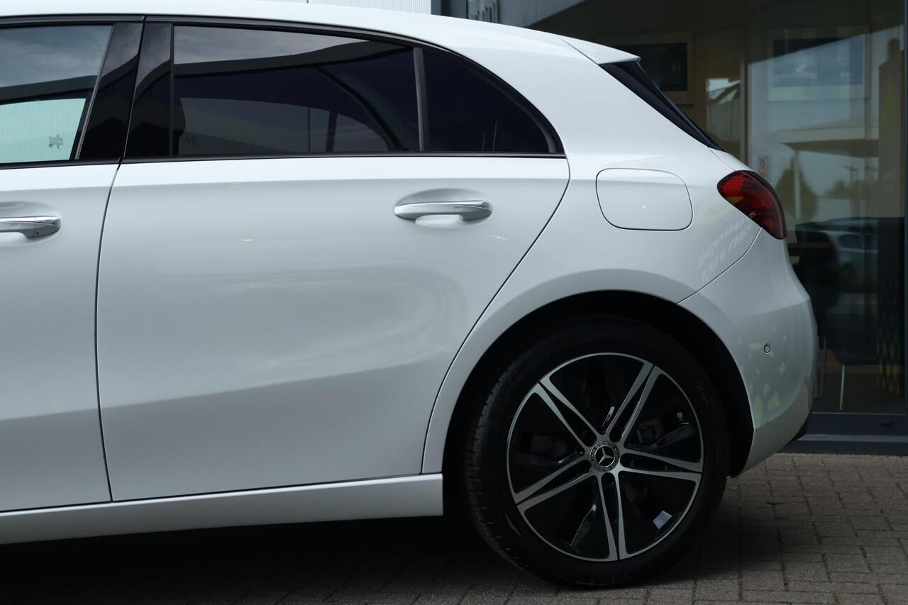 Mercedes-Benz A-KLASSE 250 e Luxury Line