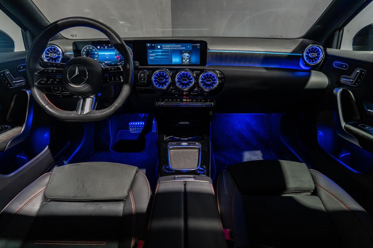 Mercedes-Benz A-KLASSE 180 AMG Line | 360 | Memory | Sfeer | Hud