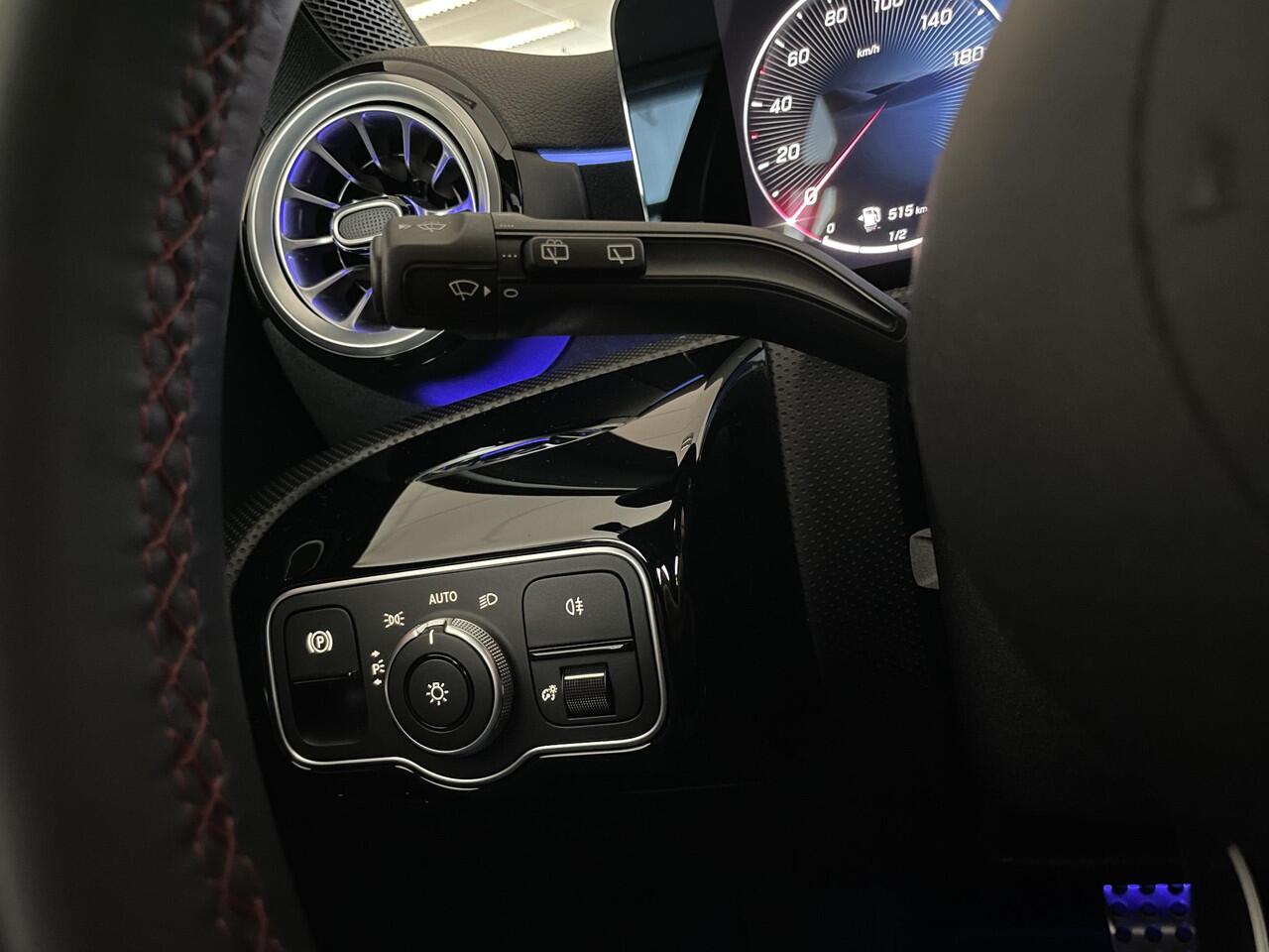 Mercedes-Benz A-KLASSE 250 e AMG Line | Distronic+ | Trekhaak | Night | Carplay