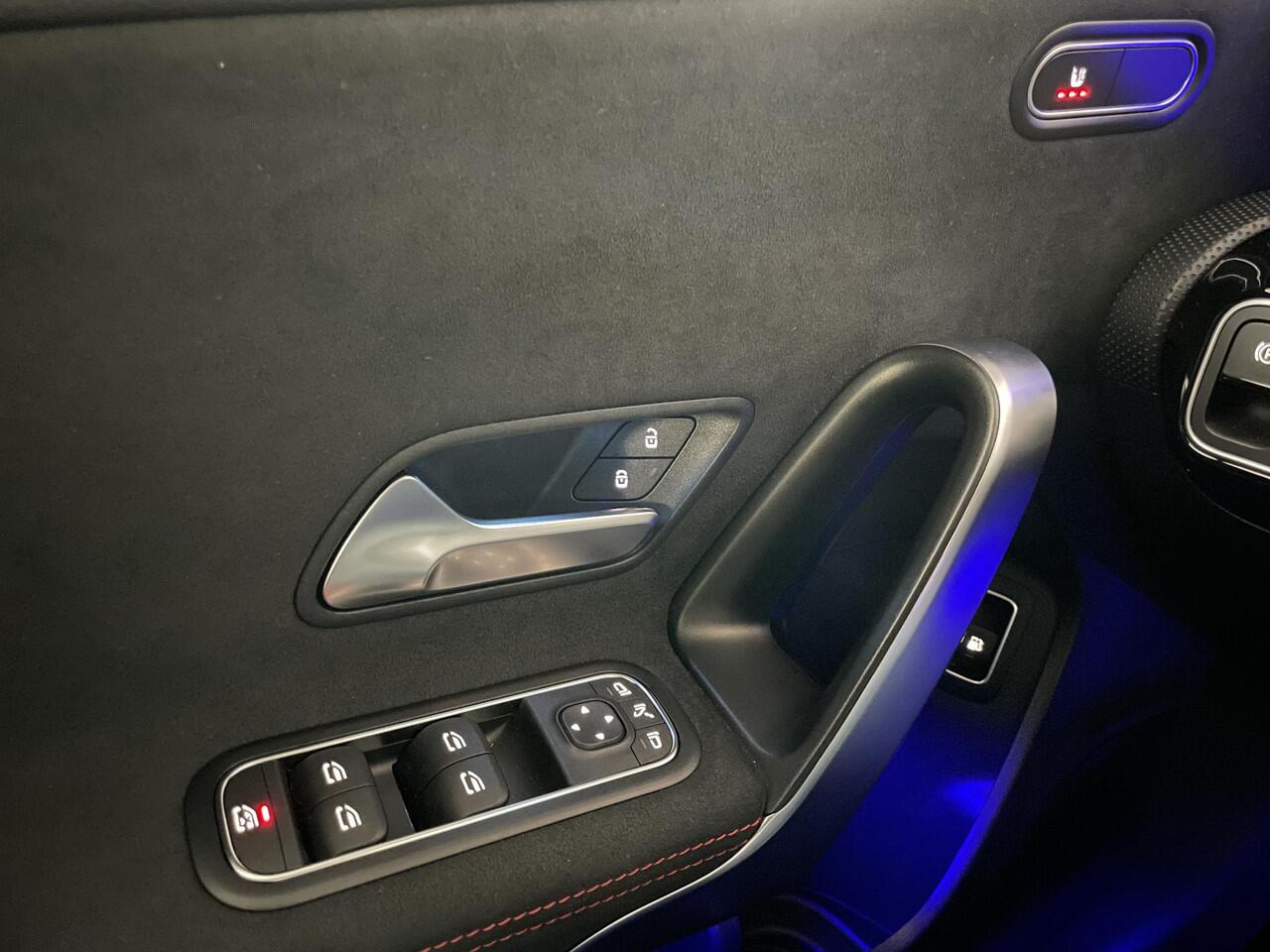 Mercedes-Benz A-KLASSE 250 e AMG Line | Distronic+ | Trekhaak | Night | Carplay