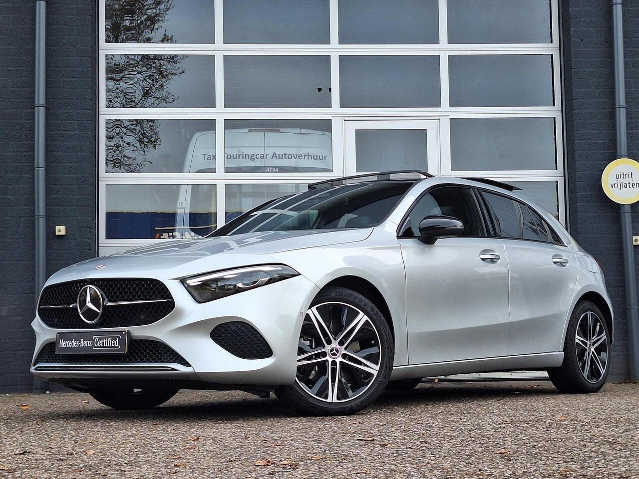 Mercedes-Benz A-KLASSE 250 e | Panoramadak | Night Pakket | MULTIBEAM LED Koplampen | Apple CarPlay | Android Auto | Sfeerverlichting | Dodehoekassistentie | Stoelverwarming | Achteruitrijcamera | Elektrisch Inklapbare Buitenspiegels