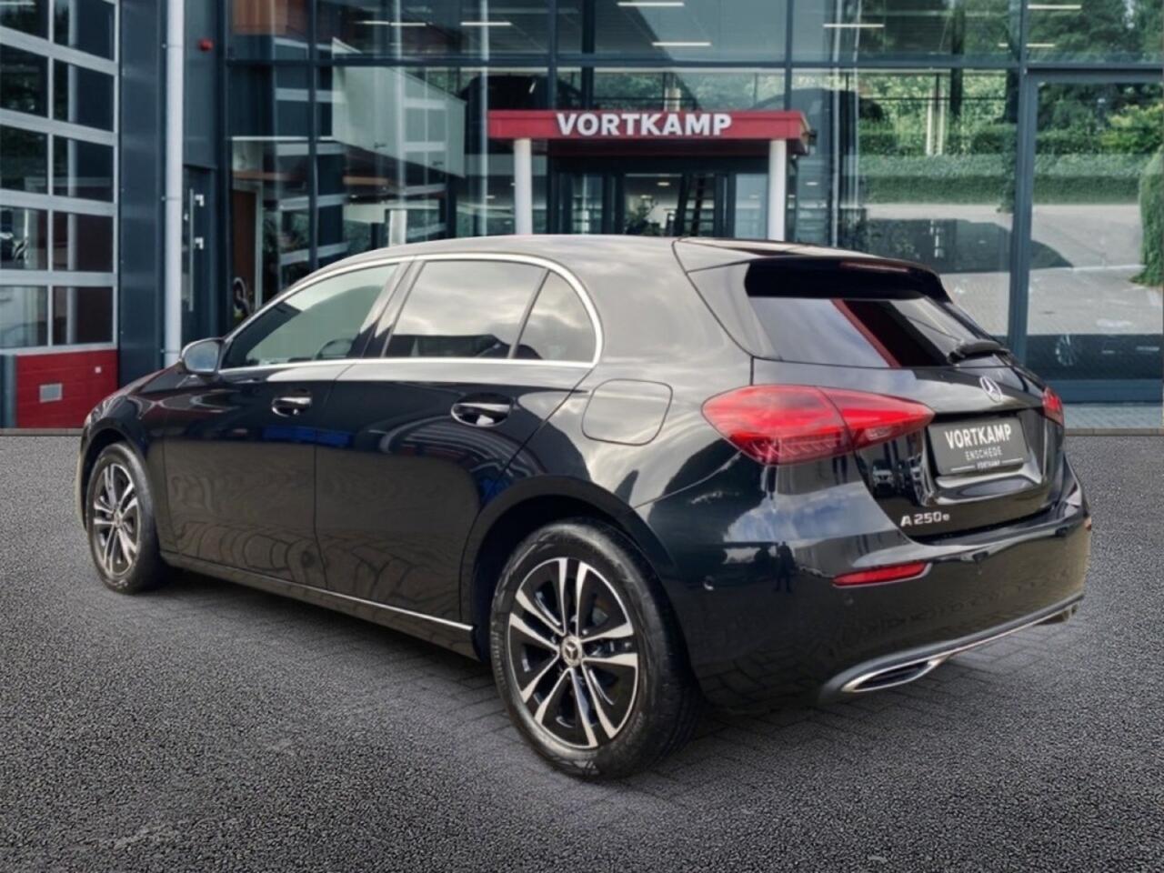 Mercedes-Benz A-KLASSE A 250 E BUSINESS-LINE 360VIEUW/ACC/STOELVERW