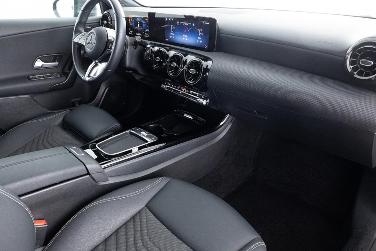 Mercedes-Benz A-KLASSE 250 e Business Line | Full LED | Half LEDER | NAVI | PHEV .