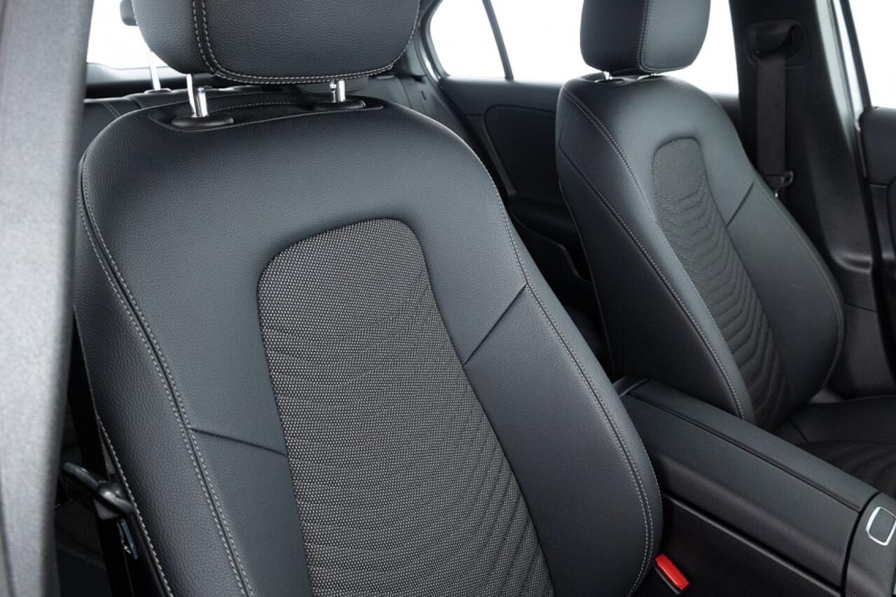Mercedes-Benz A-KLASSE 250 e Business Line | Full LED | Half LEDER | NAVI | PHEV .