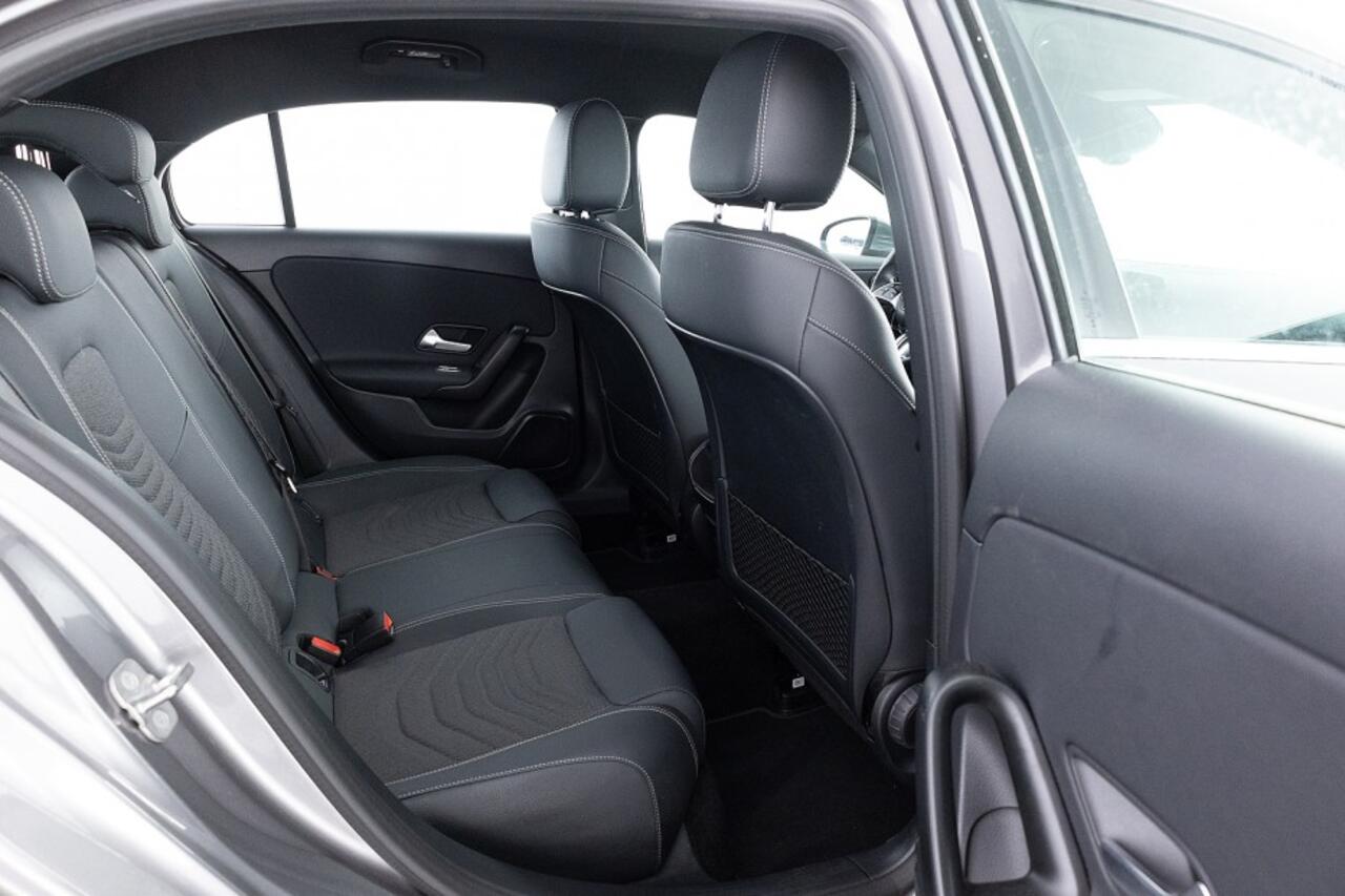 Mercedes-Benz A-KLASSE 250 e Business Line | Full LED | Half LEDER | NAVI | PHEV .