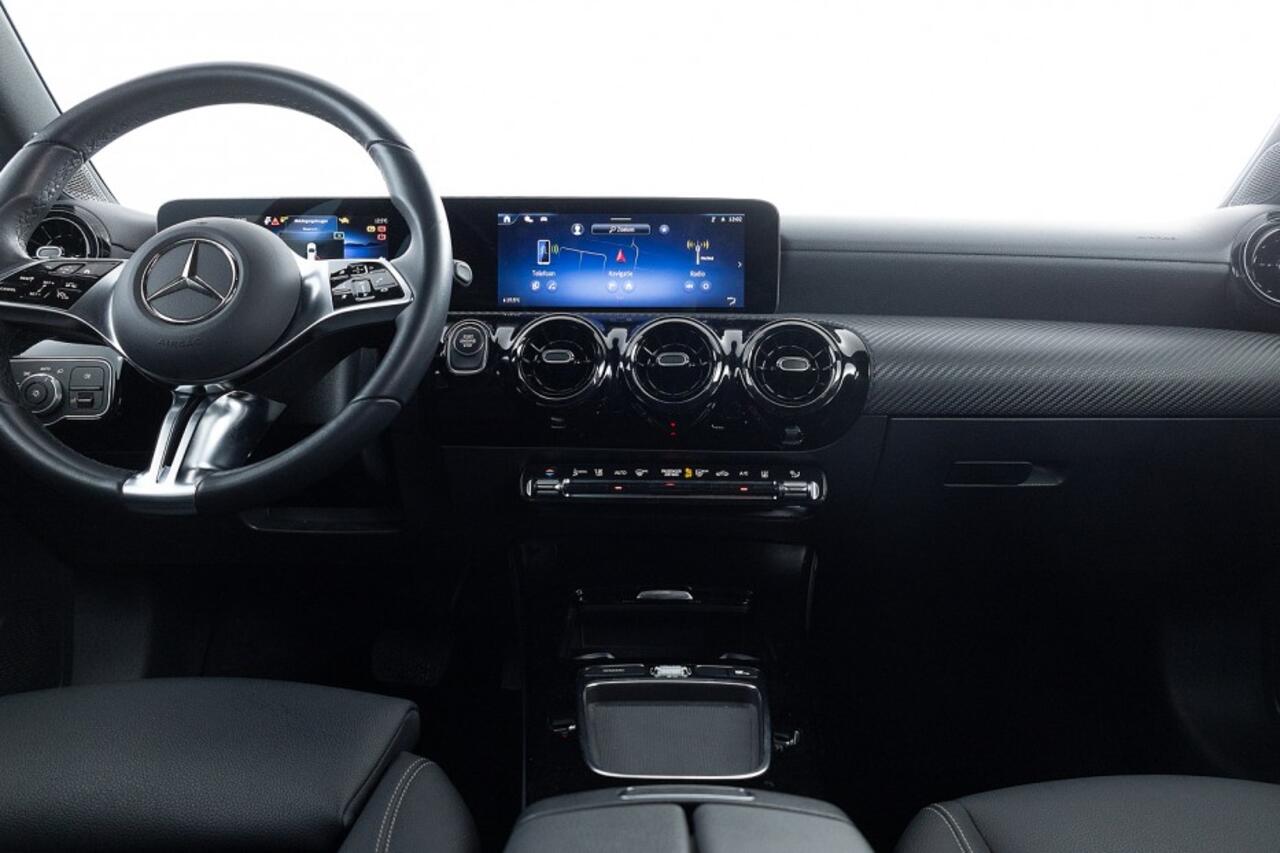 Mercedes-Benz A-KLASSE 250 e Business Line | Full LED | Half LEDER | NAVI | PHEV .