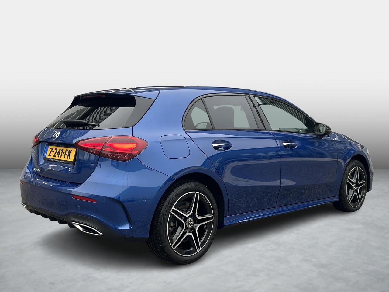 Mercedes-Benz A-KLASSE 250 e AMG Line | Night Pakket | Apple CarPlay | Android Auto | Sfeerverlichting | Stoelverwarming | Achteruitrijcamera | Parkeersensoren | Elektrisch Inklapbare Buitenspiegels
