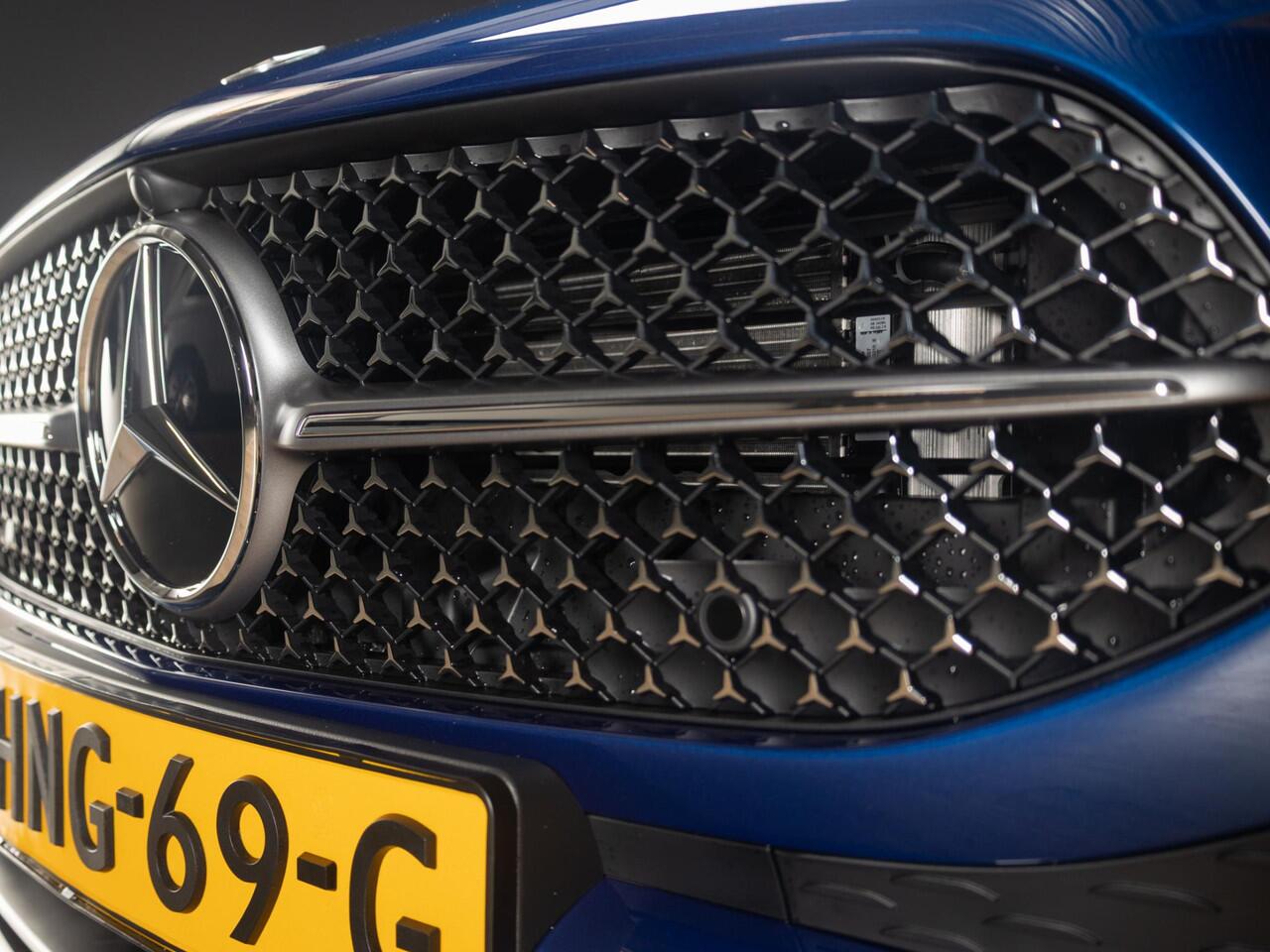 Mercedes-Benz A-KLASSE Limousine 250 e Star Edition AMG Line LIMITED